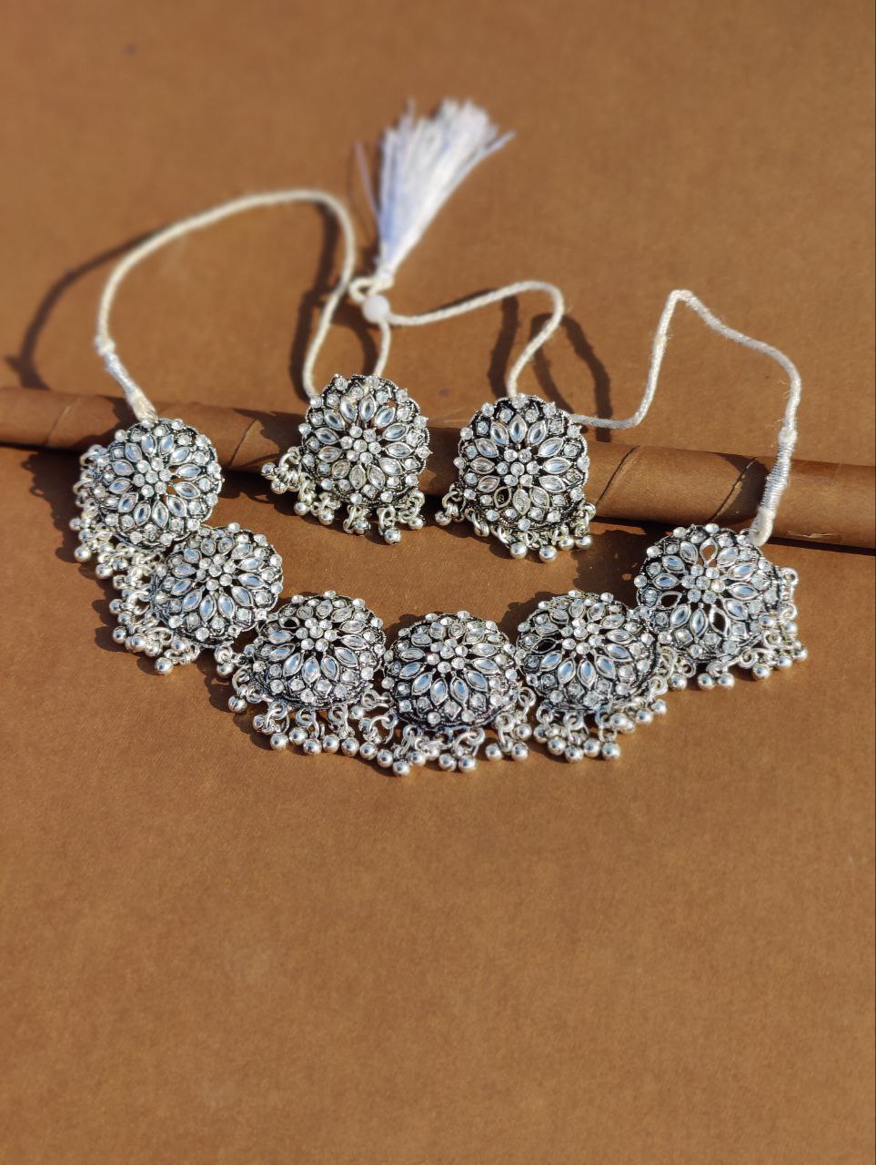 Shining Diva Floral Necklace