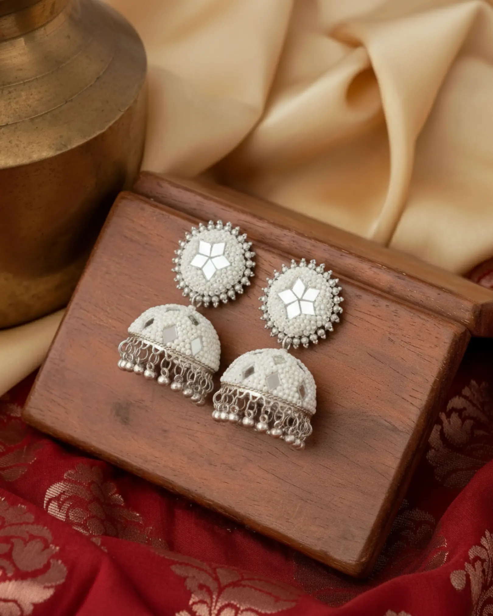 White-Color Tokri Jhumka With Mirror Work ratanrani