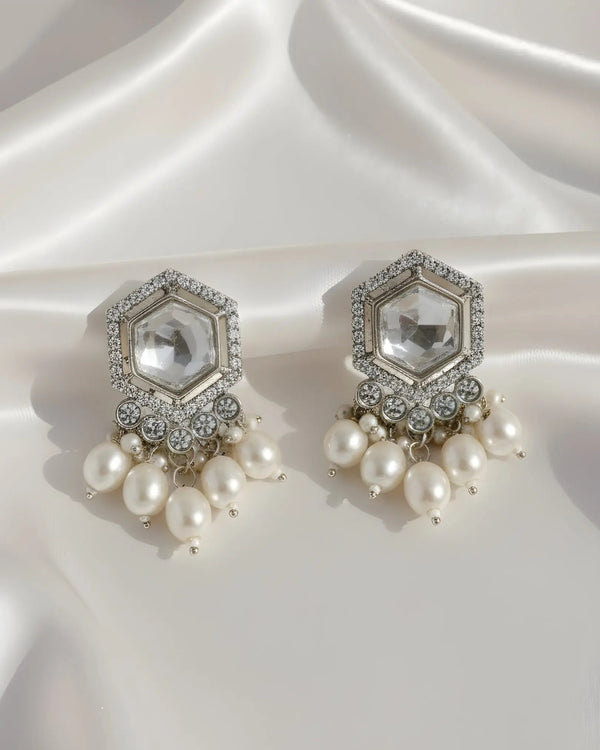 Kundan Studded White Pearl Drop Earrings Ratanrani